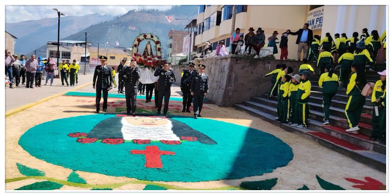 Policía de Chincheros rindió homenaje a Santa Rosa de Lima con actos religiosos y de integración